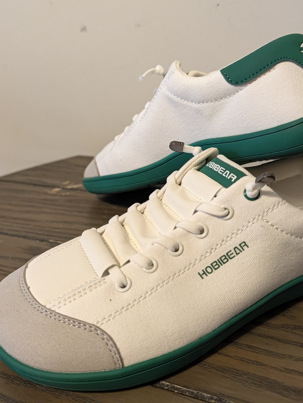 Hobibear White and Teal Casual Sneakers